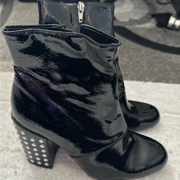 Steve Madden Galley Black Patent Studded Heel Boots Size 8M Brand New NWT Zipper - Picture 6 of 8